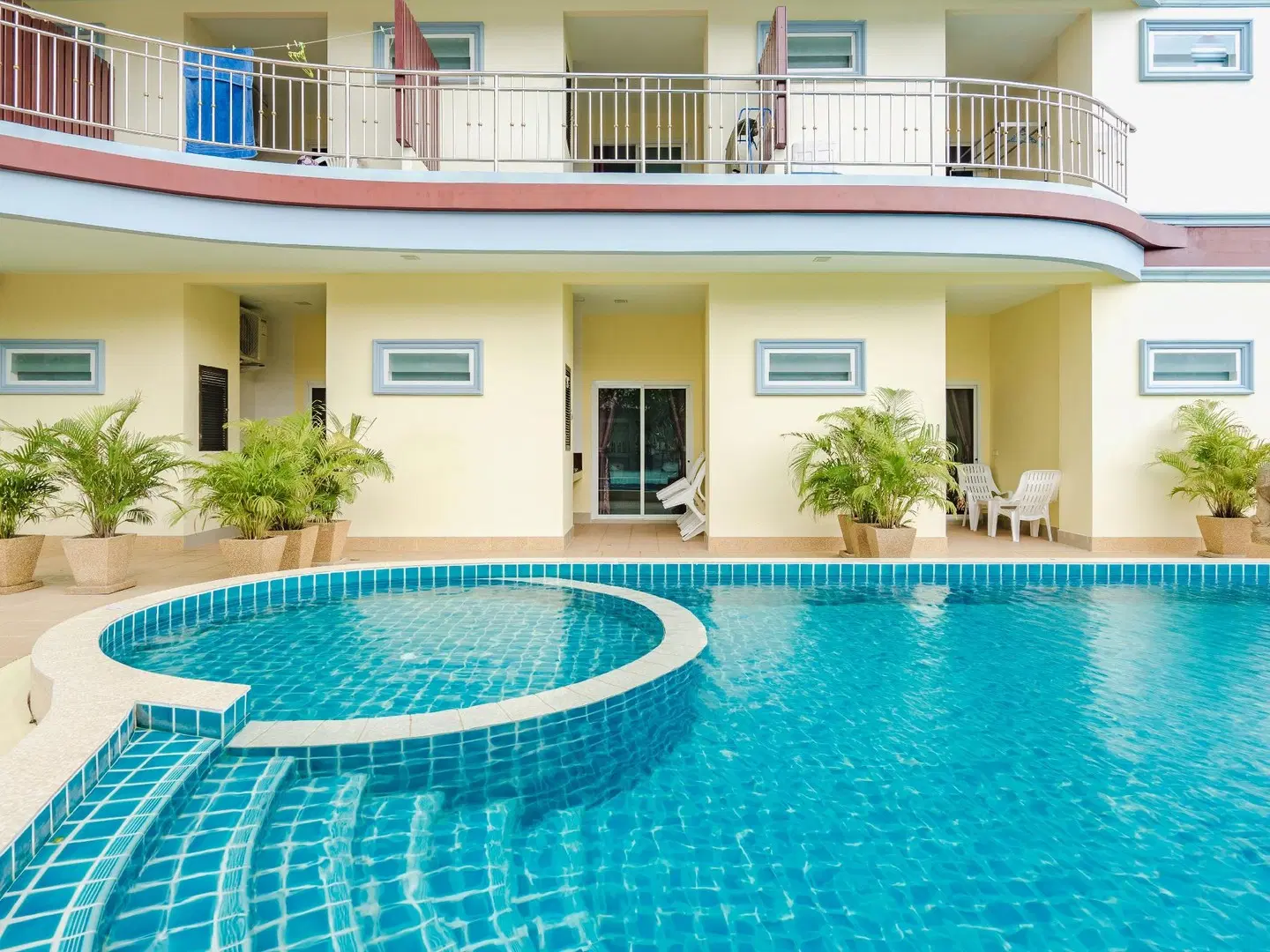Smile Residence OUTDOOR_POOL