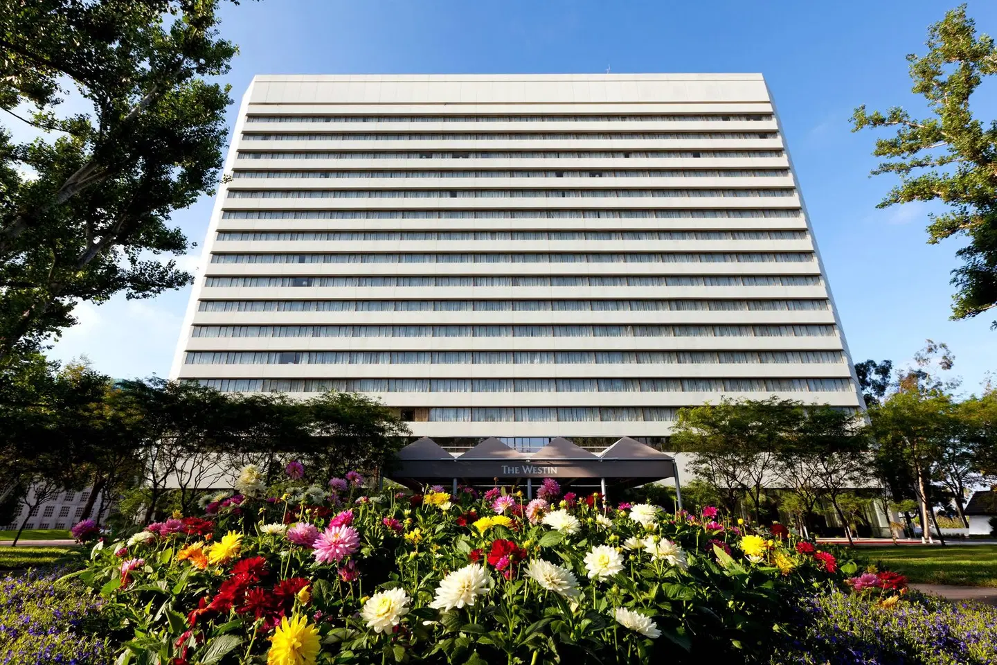 The Westin South Coast Plaza EXTERIOR