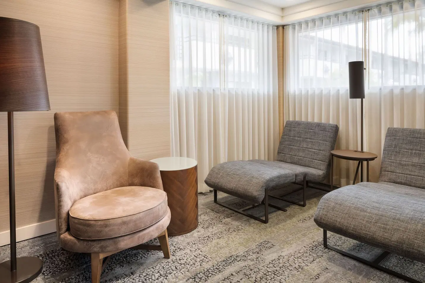 Courtyard by Marriott San Diego Del Mar/Solana Beach ROOM_EXAMPLE