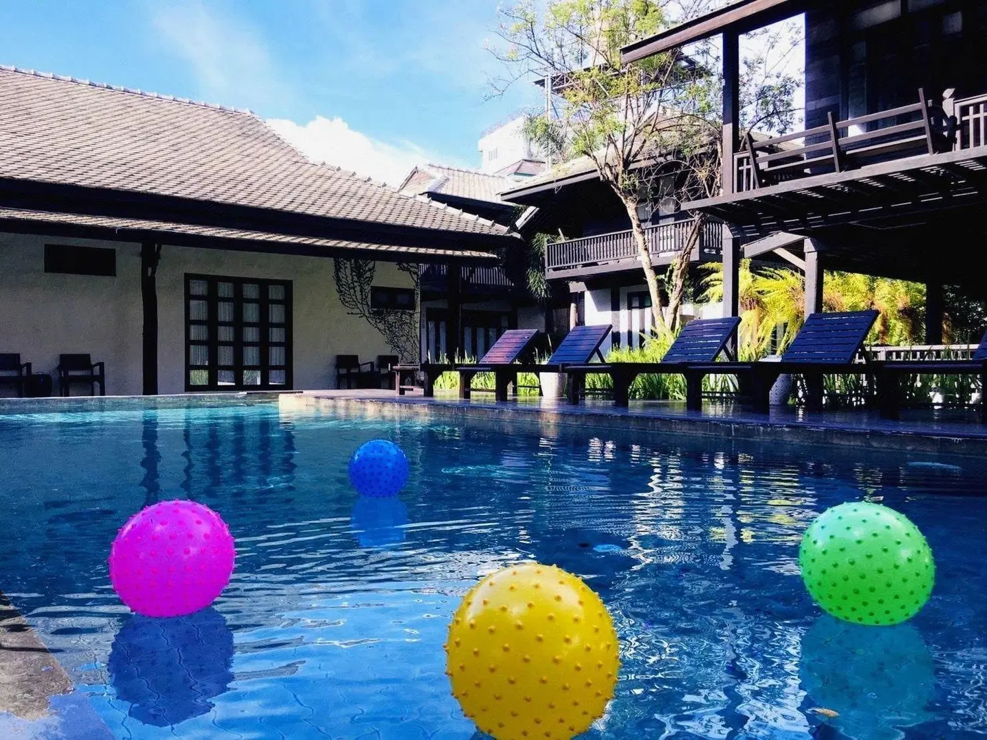 CHOTANA VILLA HOTEL OUTDOOR_POOL