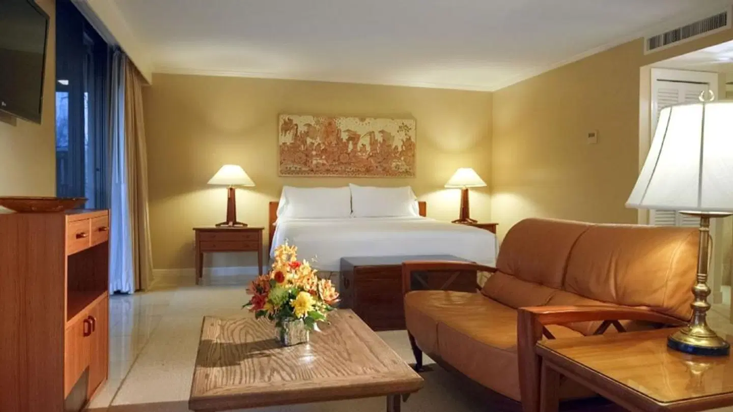 Dinah's Garden Hotel ROOM_EXAMPLE