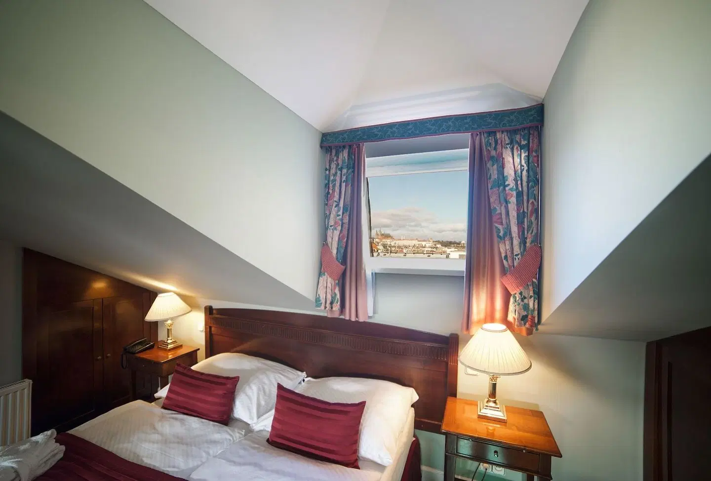 Liberty ROOM_EXAMPLE