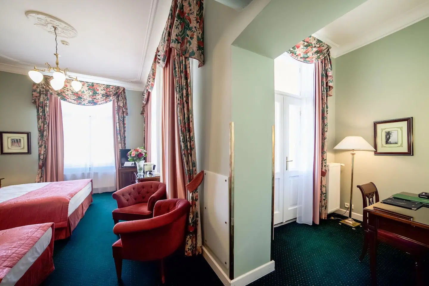 Liberty ROOM_EXAMPLE