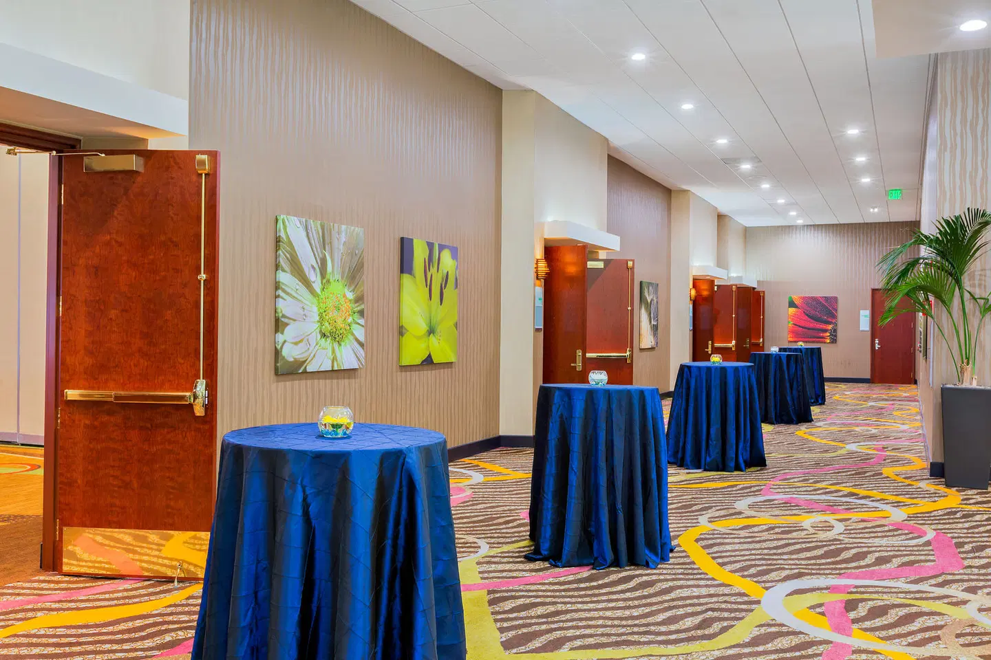 Holiday Inn San Jose - Silicon Valley by IHG LOUNGE_LOBBY