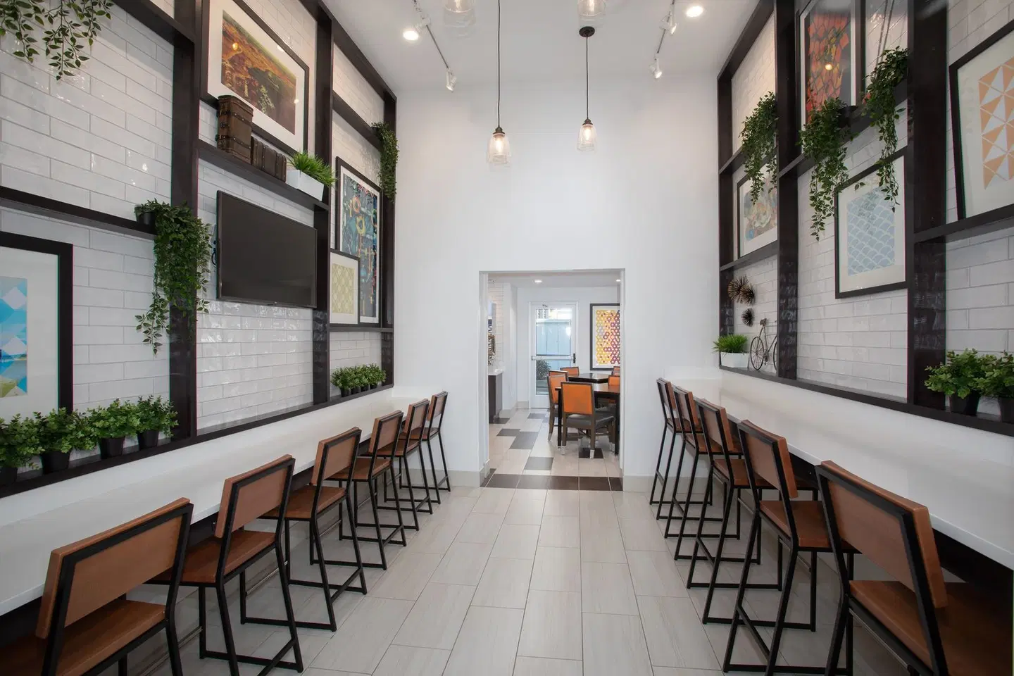 Holiday Inn Express Monterey-Cannery Row by IHG Bar