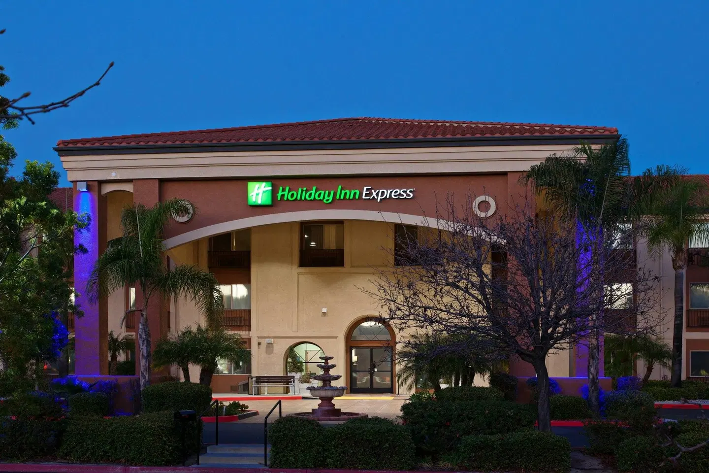 Holiday Inn Express Temecula by IHG EXTERIOR