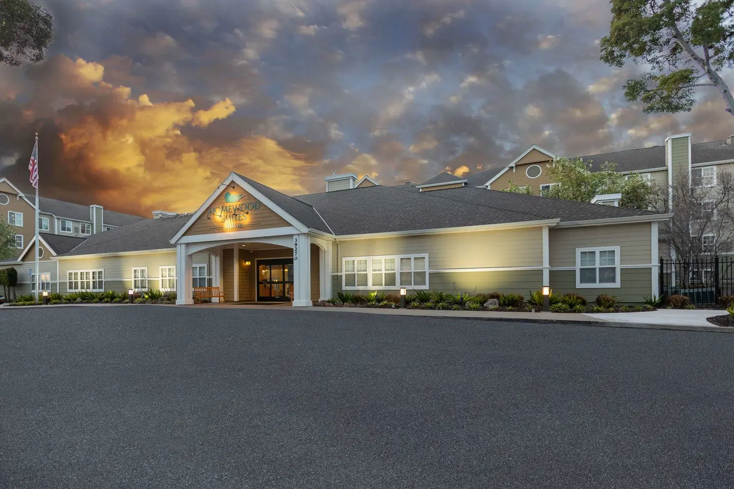Homewood Suites by Hilton Newark-Fremont EXTERIOR