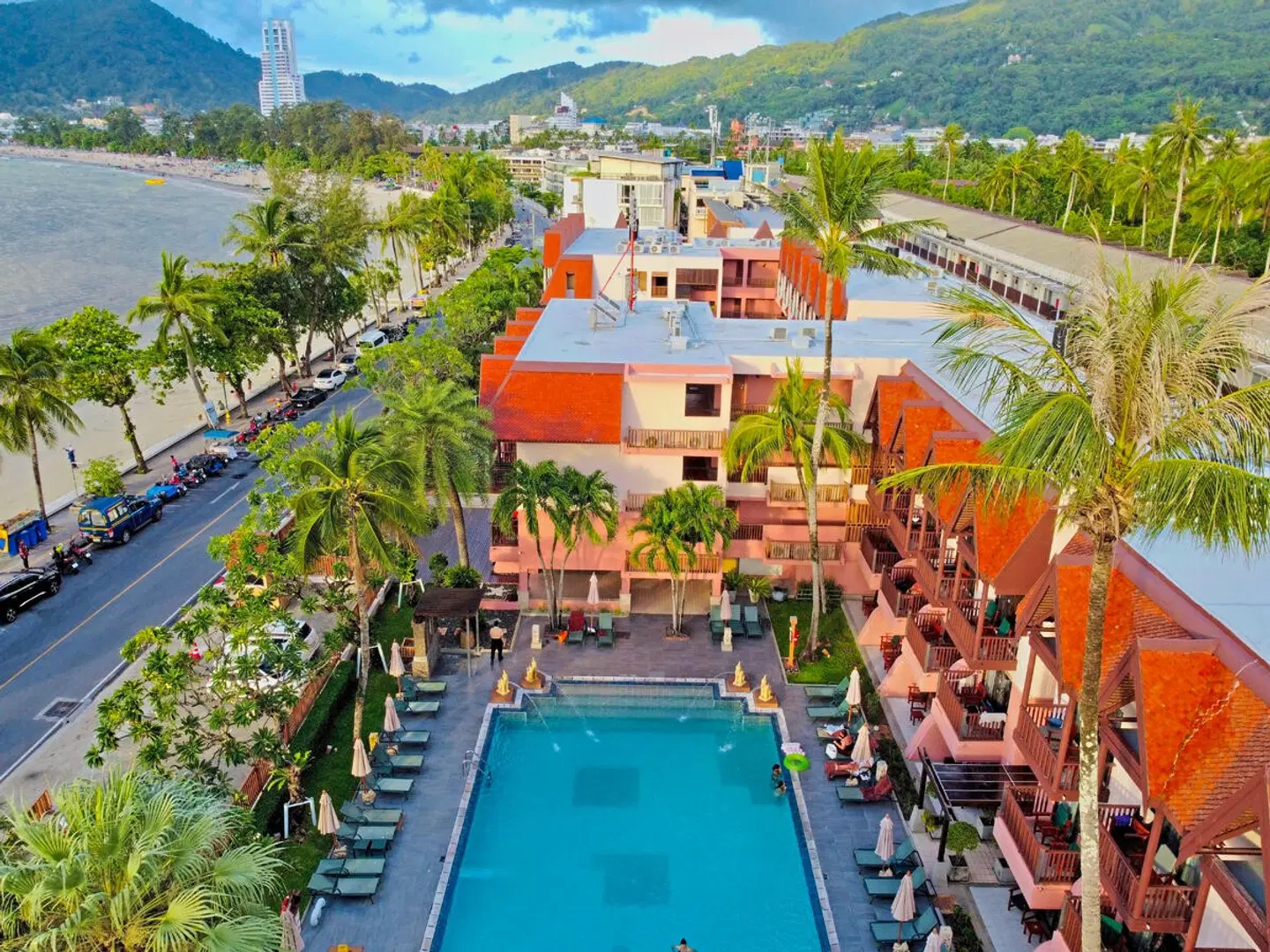 Seaview Patong Hotel EXTERIOR