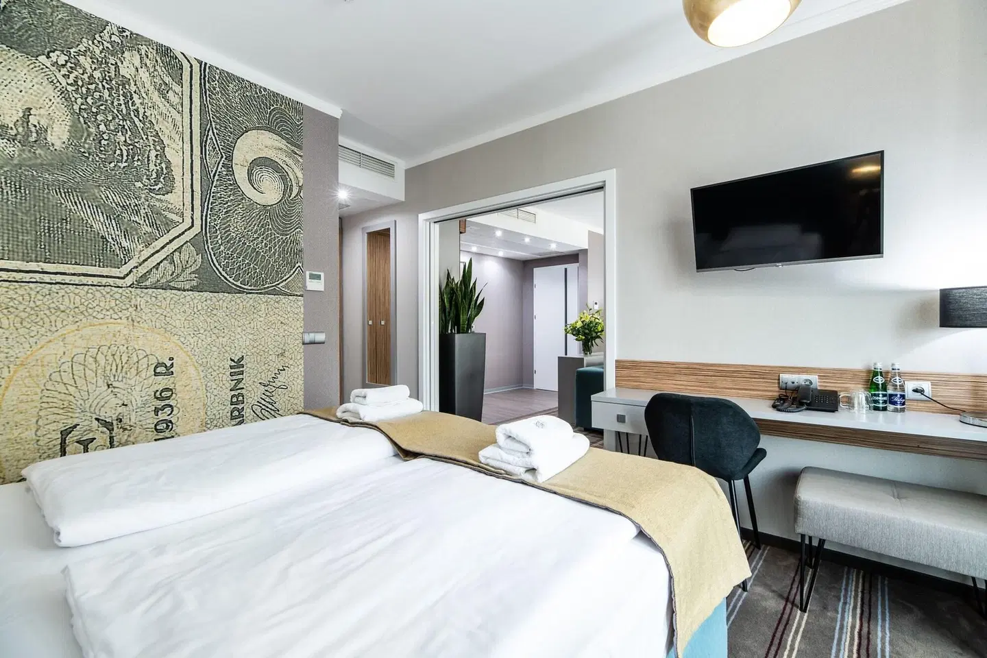 Hotel Perfect ROOM_EXAMPLE
