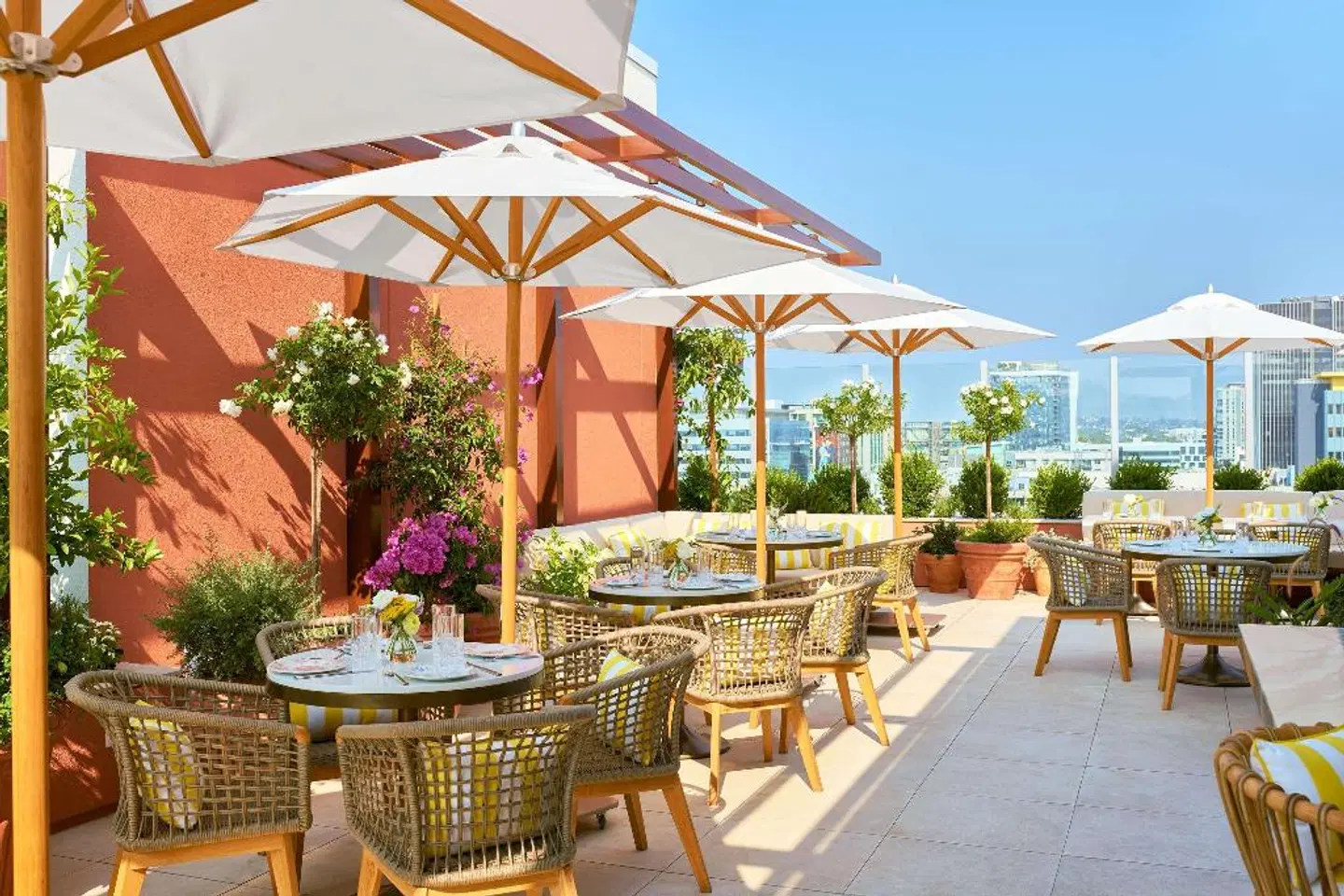 The Hollywood Grande, Autograph Collection Terrasse