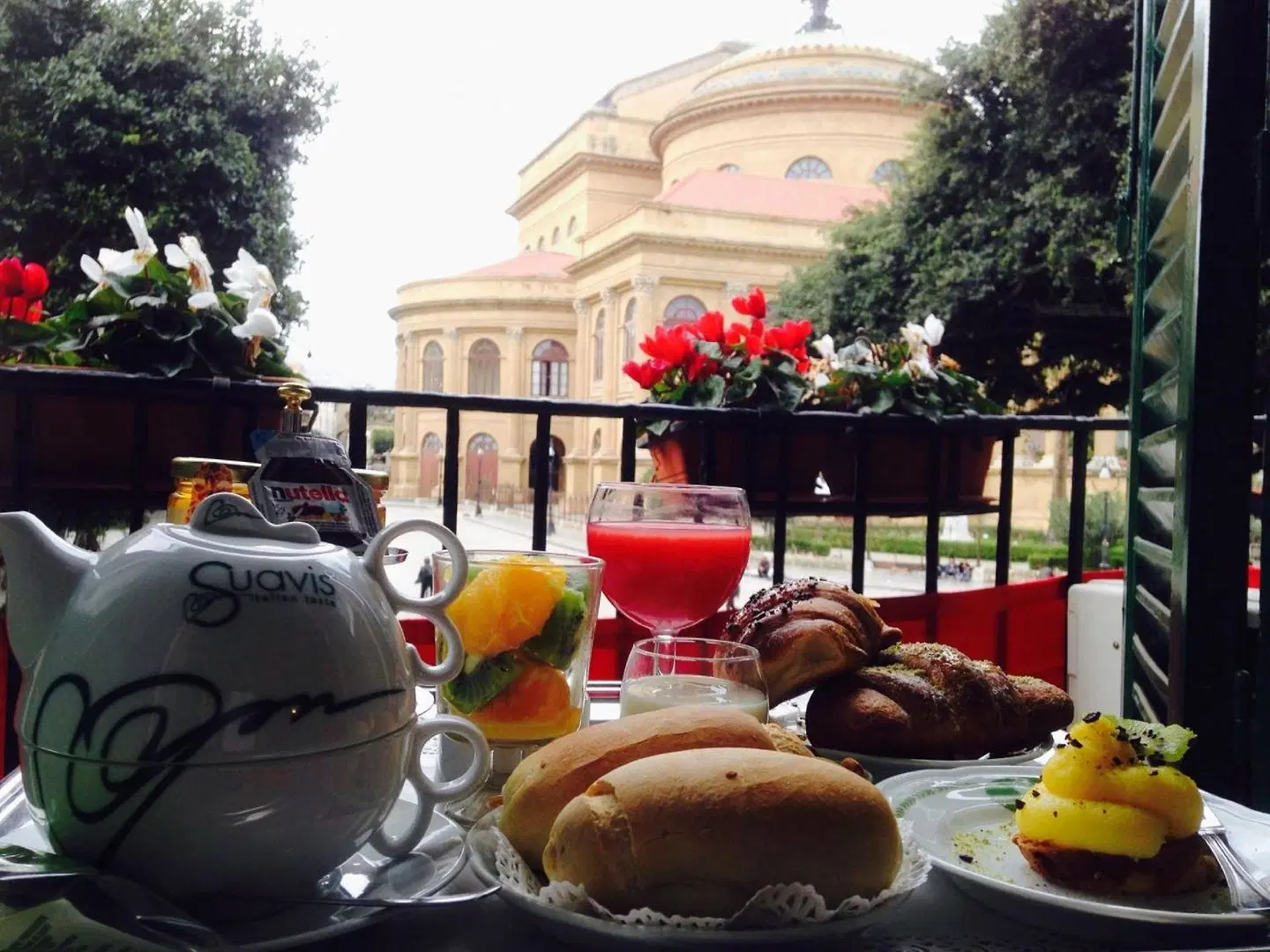 Massimo Plaza Hotel Restaurant