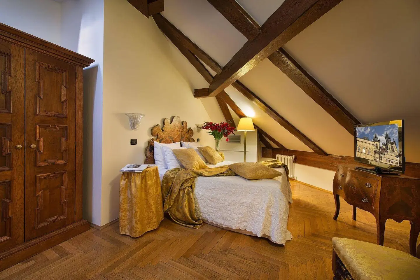 Charles Bridge Palace ROOM_EXAMPLE