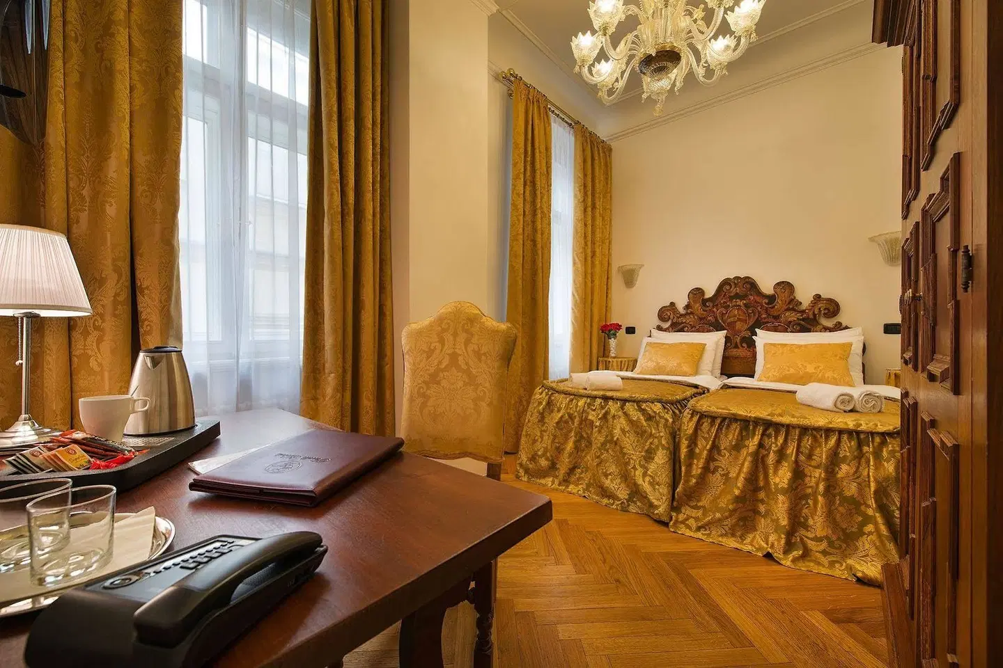 Charles Bridge Palace ROOM_EXAMPLE
