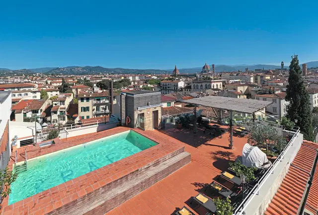 Hotel Kraft OUTDOOR_POOL