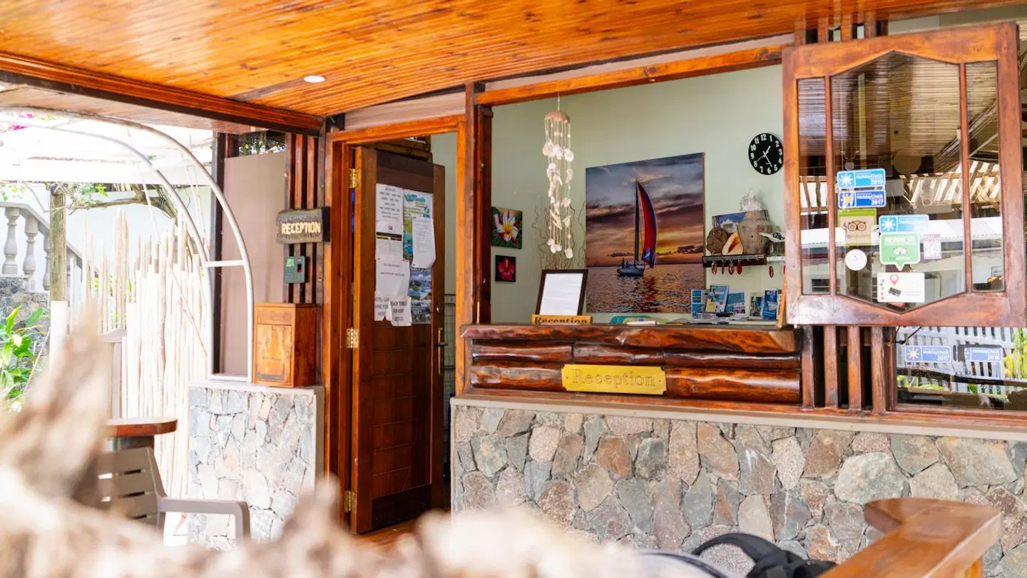 Romance Bungalows Bar