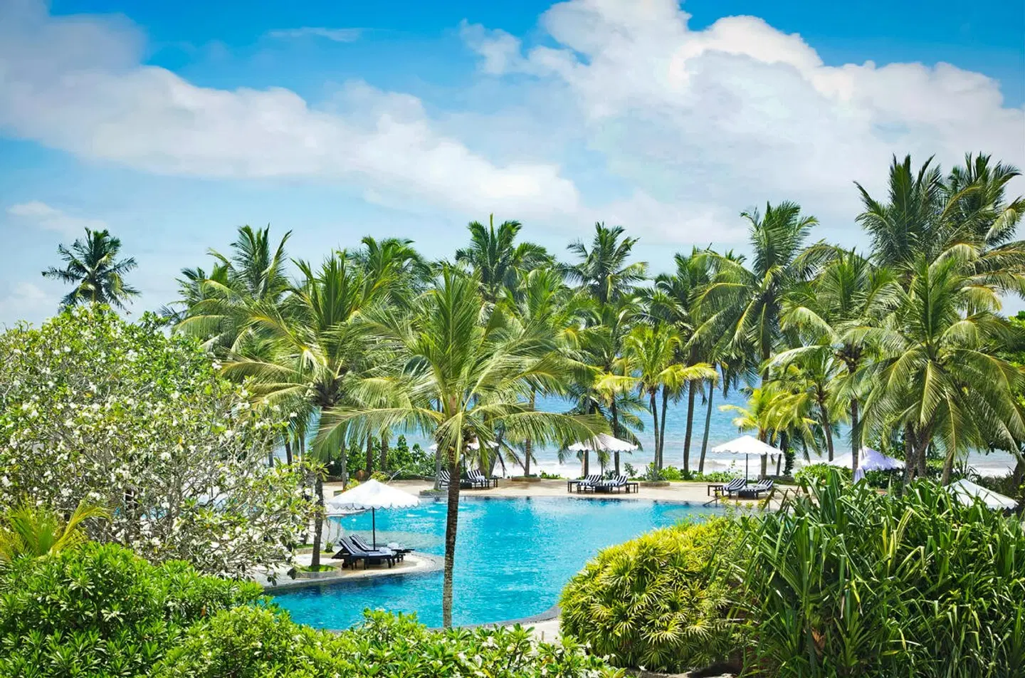 Taj Bentota Resort & Spa OUTDOOR_POOL