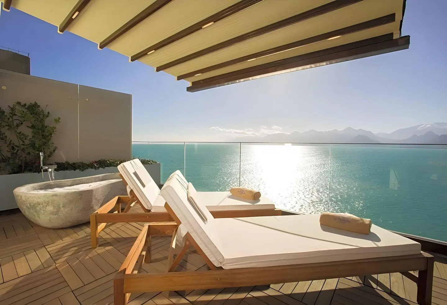 Perge Hotels Terrasse