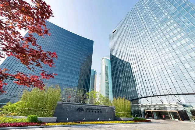 Mandarin Oriental Pudong, Shanghai EXTERIOR