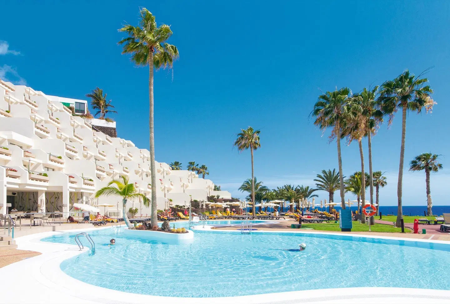 Riu Palace Calypso OUTDOOR_POOL