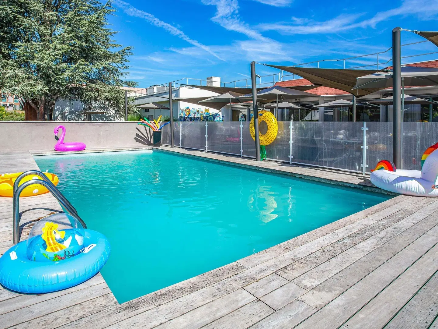 Novotel Lyon Bron Eurexpo OUTDOOR_POOL