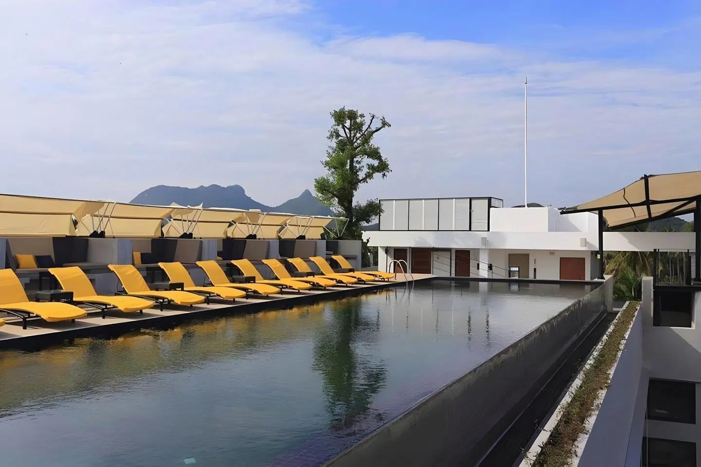 Varinah Resort OUTDOOR_POOL