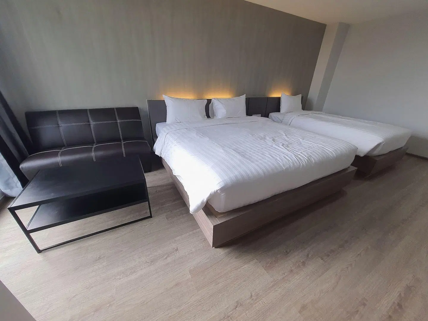 Double D Hotel ROOM_EXAMPLE