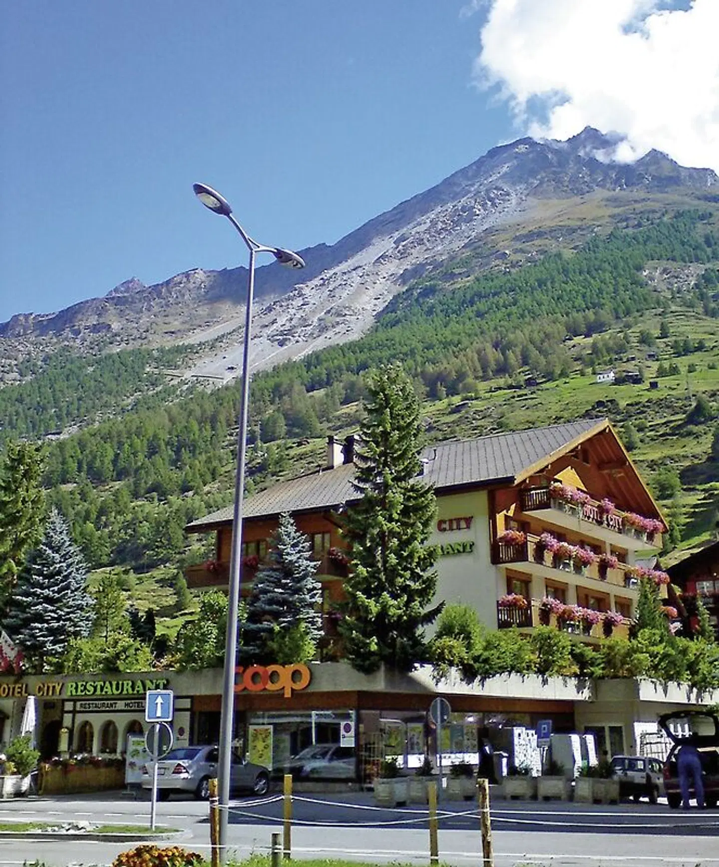 Hotel City EXTERIOR