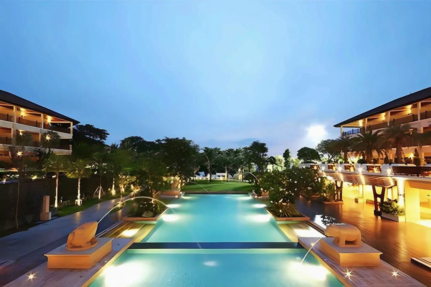 Grand Heritage Beach Resort and Spa OUTDOOR_POOL