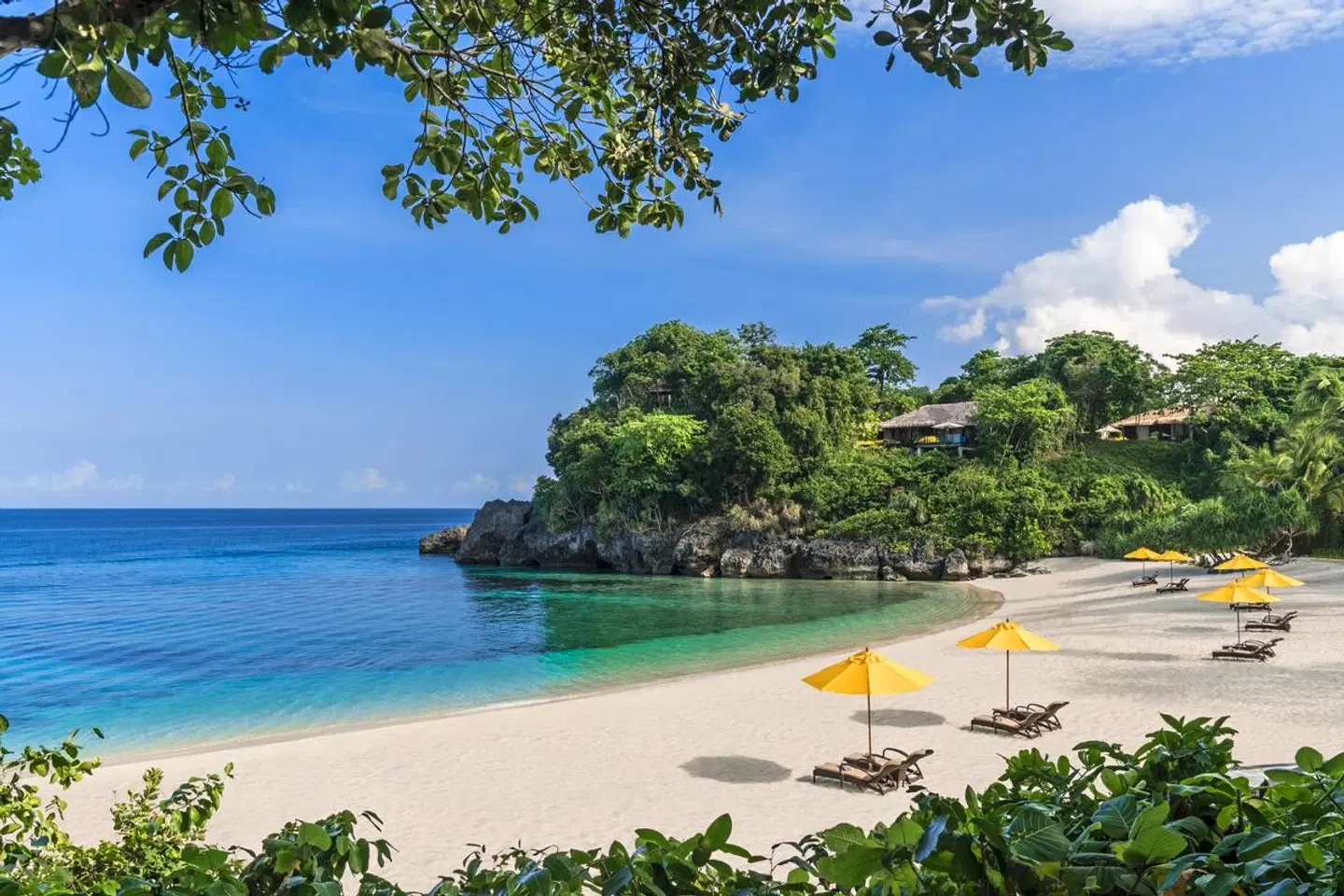 Shangri-La's Boracay Resort & Spa OUTDOOR_POOL