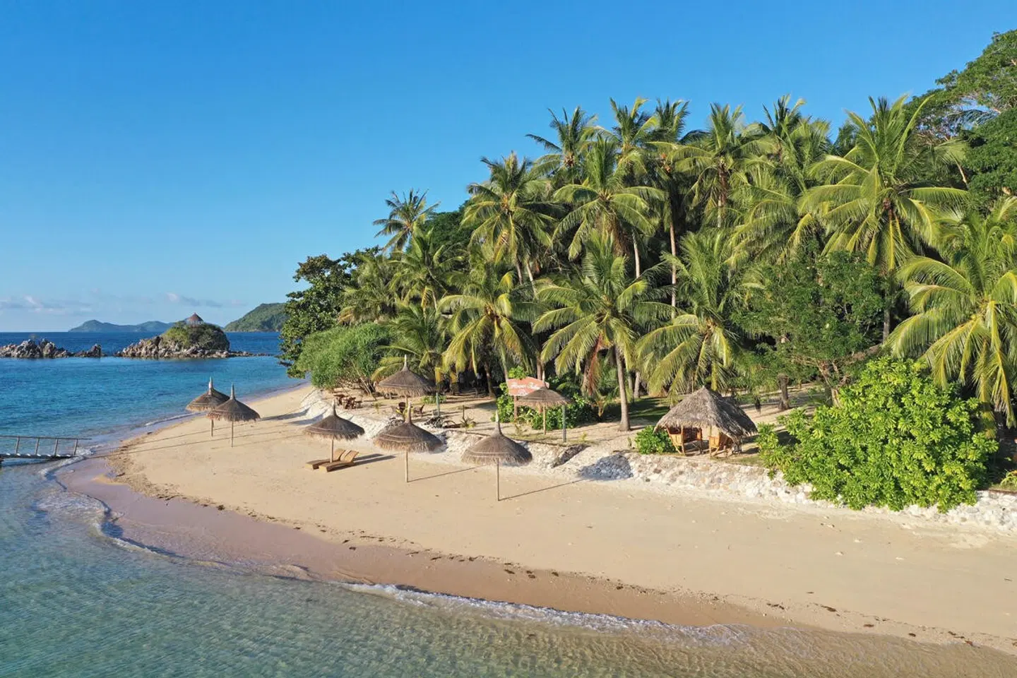 Flower Island Resort Strand