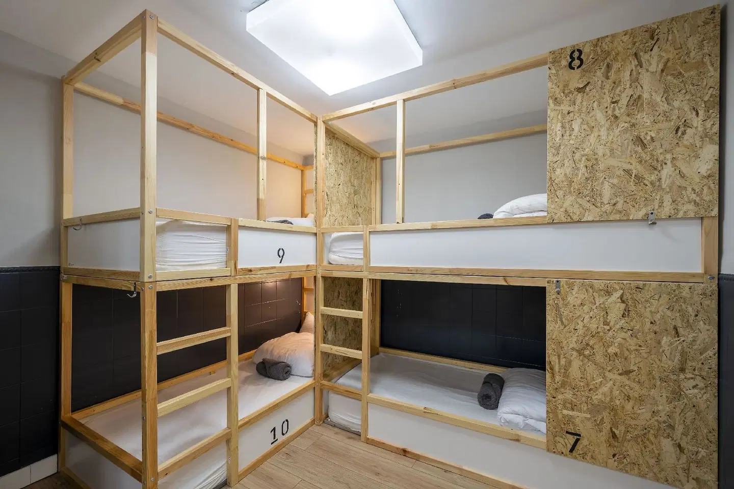 The Venue Hostel ROOM_EXAMPLE