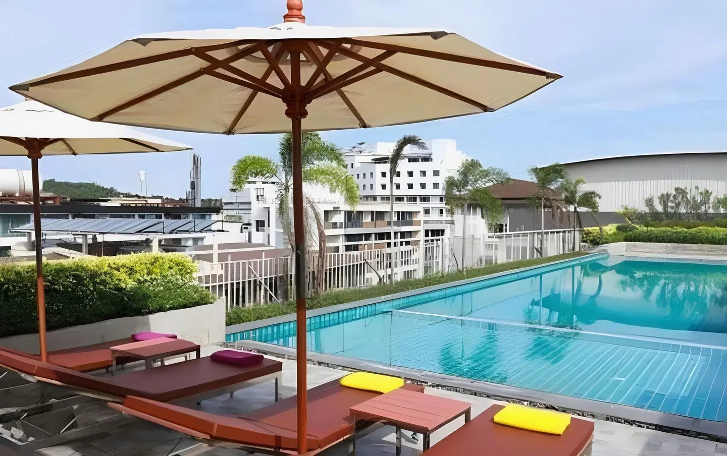 The Whisper Hotel OUTDOOR_POOL