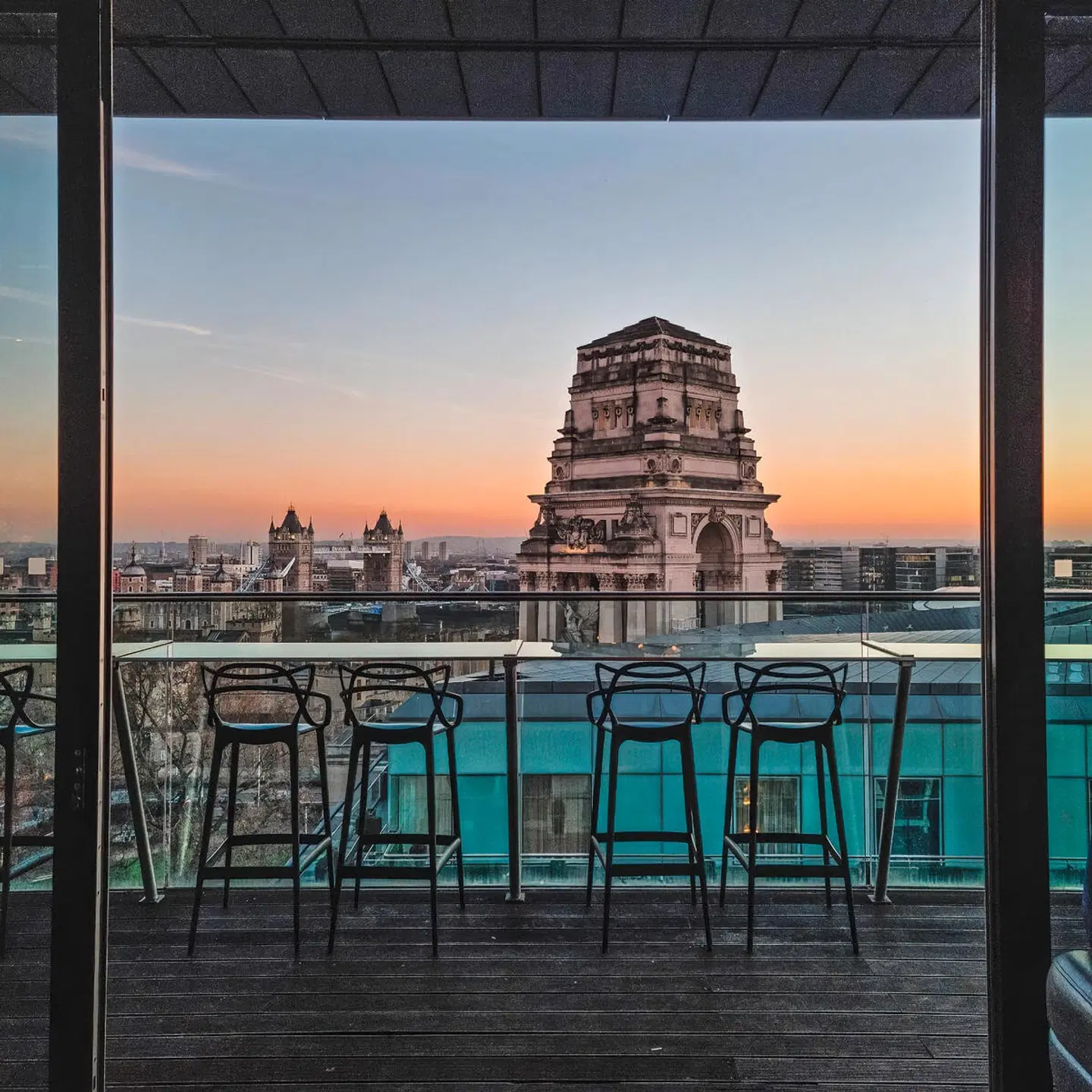 DoubleTree by Hilton London - Tower of London Terrasse