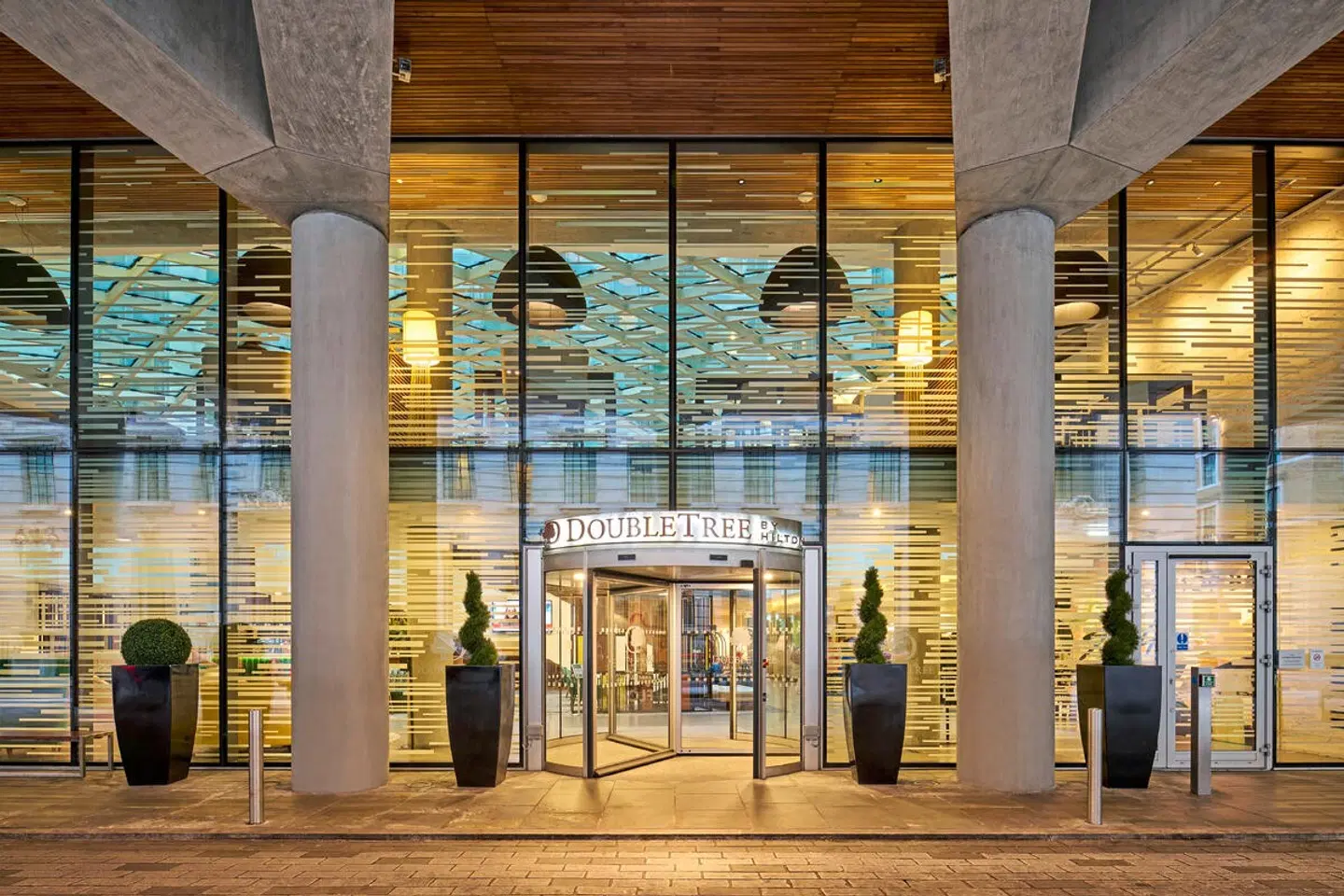 DoubleTree by Hilton London - Tower of London LOUNGE_LOBBY