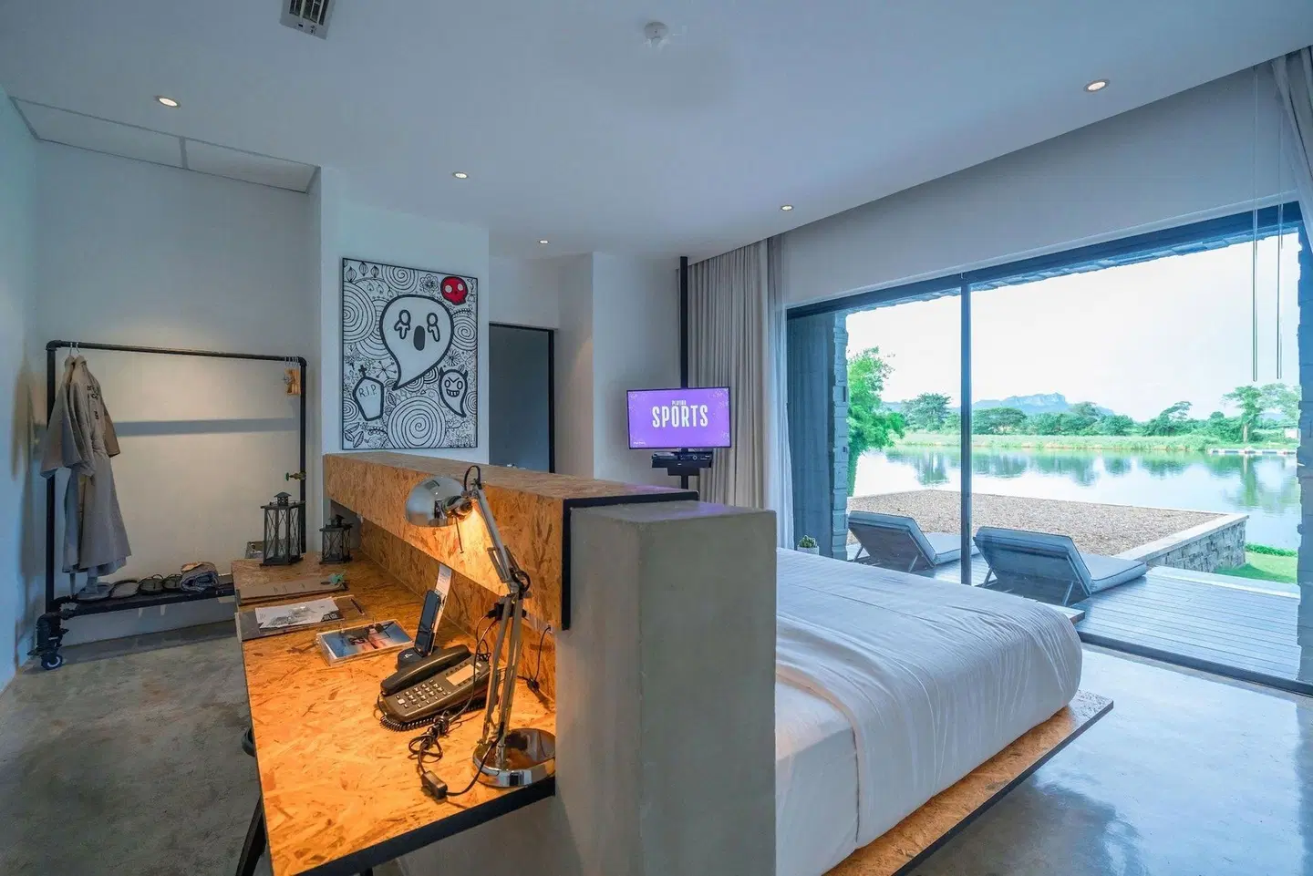 Cross River Kwai ROOM_EXAMPLE