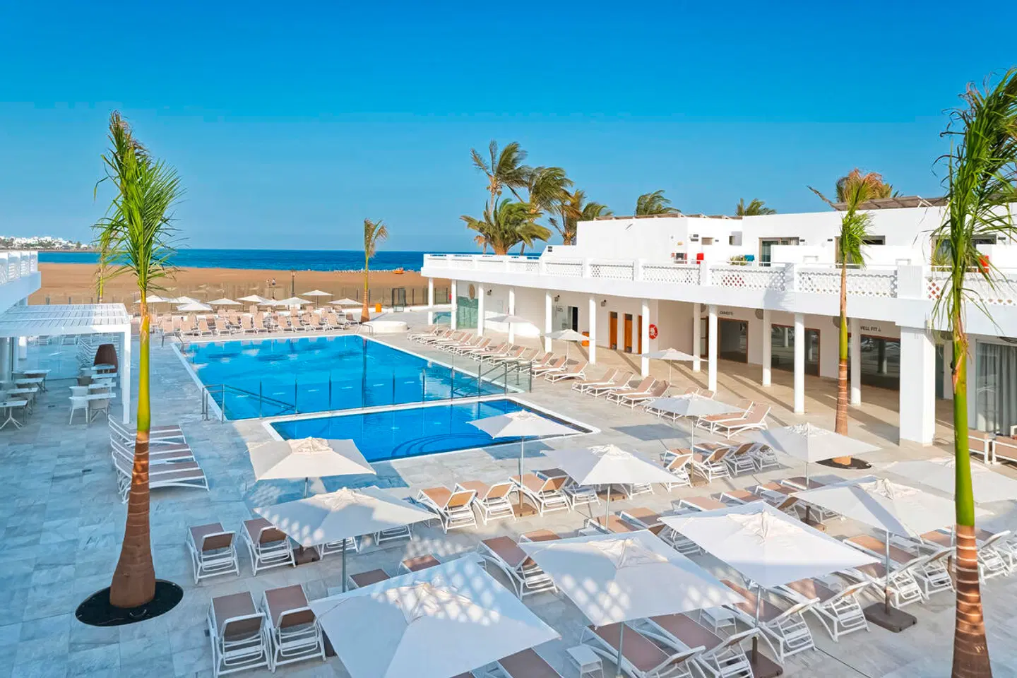 Las Costas OUTDOOR_POOL