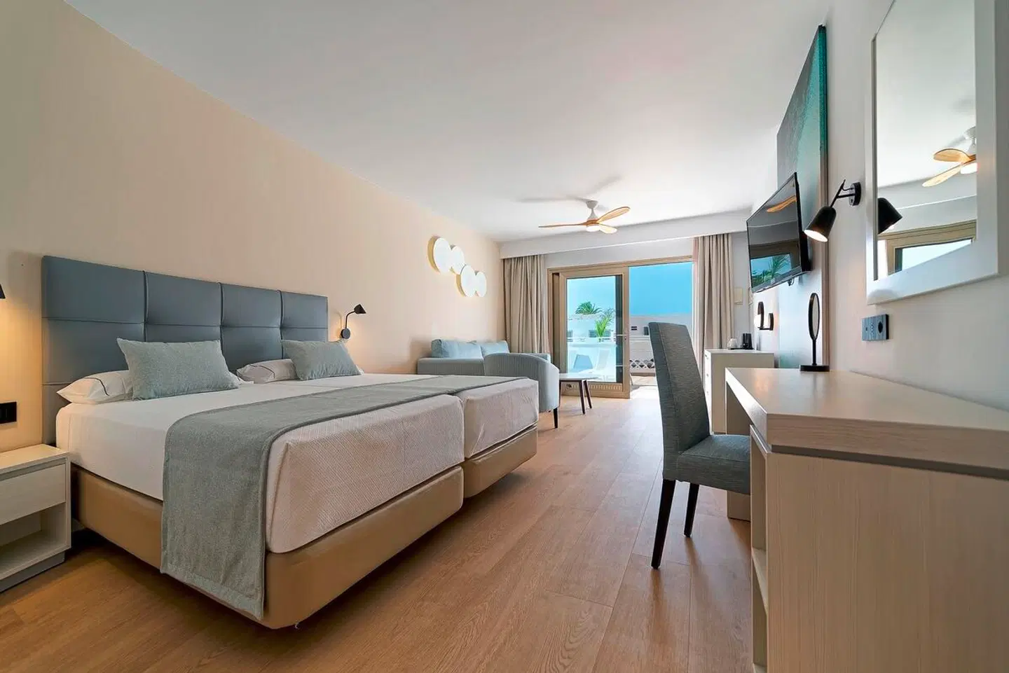 Las Costas ROOM_EXAMPLE