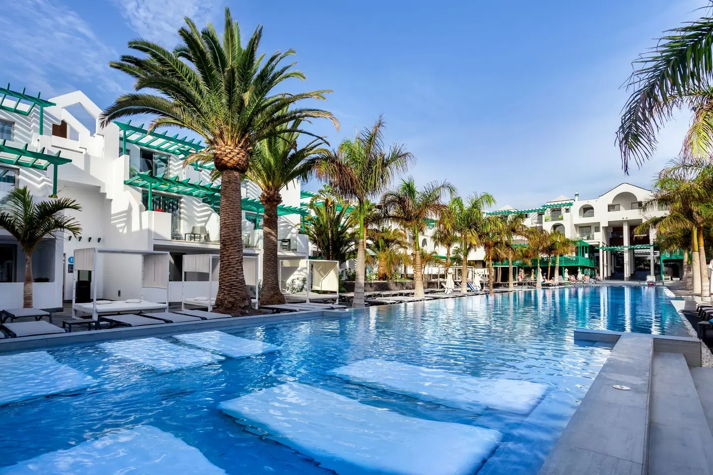 Barceló Teguise Beach OUTDOOR_POOL