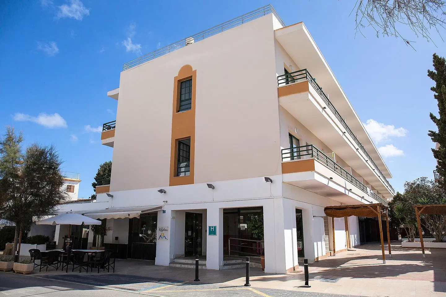 Rosales EXTERIOR