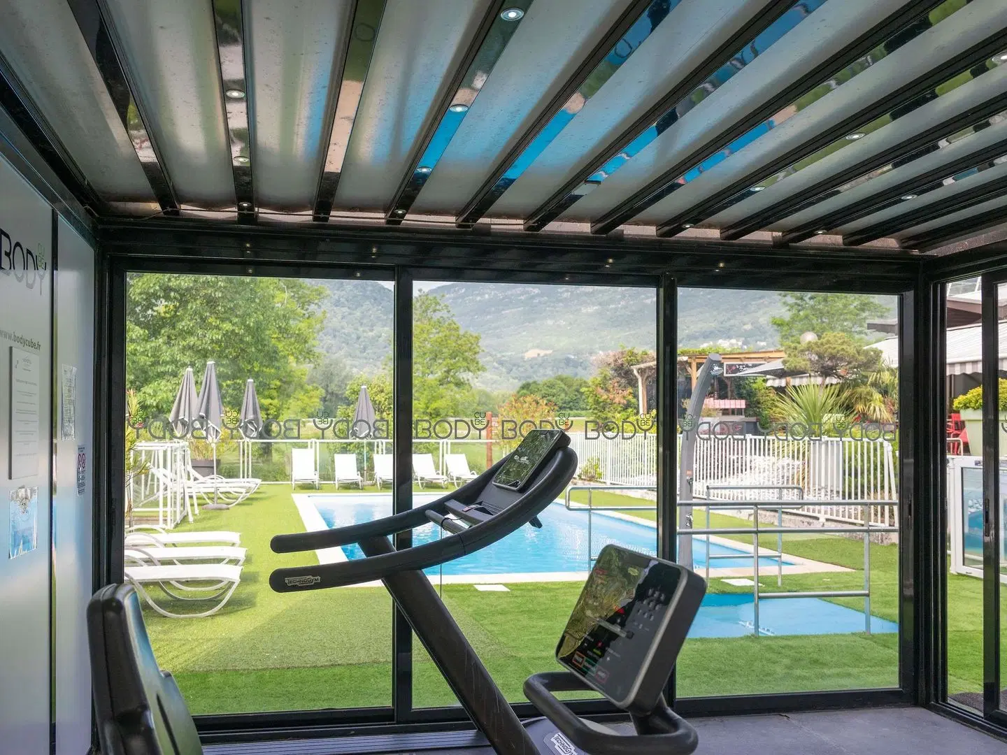 Novotel Grenoble Nord Voreppe Hotel SPORTS_AND_LEISURE