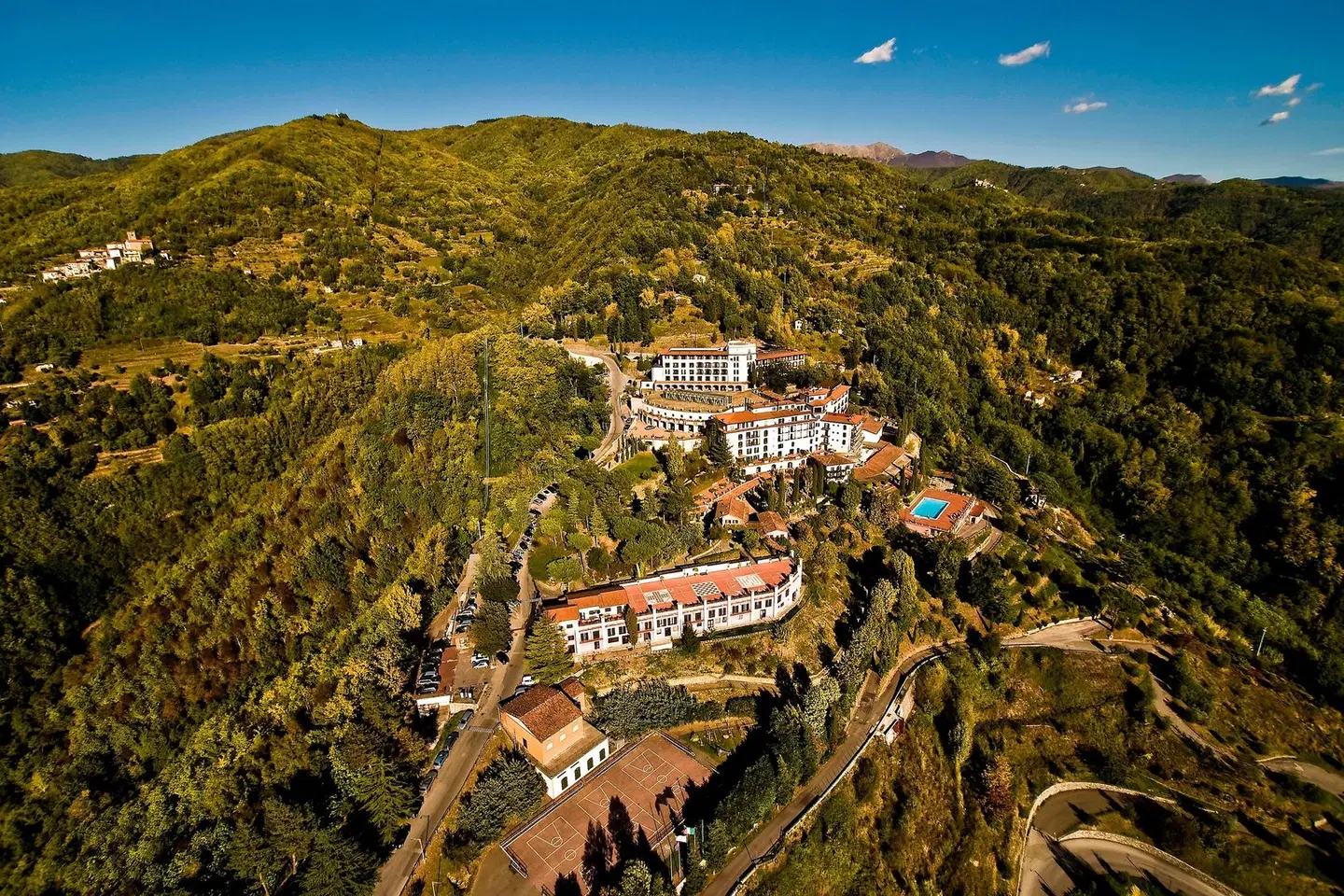 Renaissance Tuscany Il Ciocco Resort & Spa LANDSCAPE