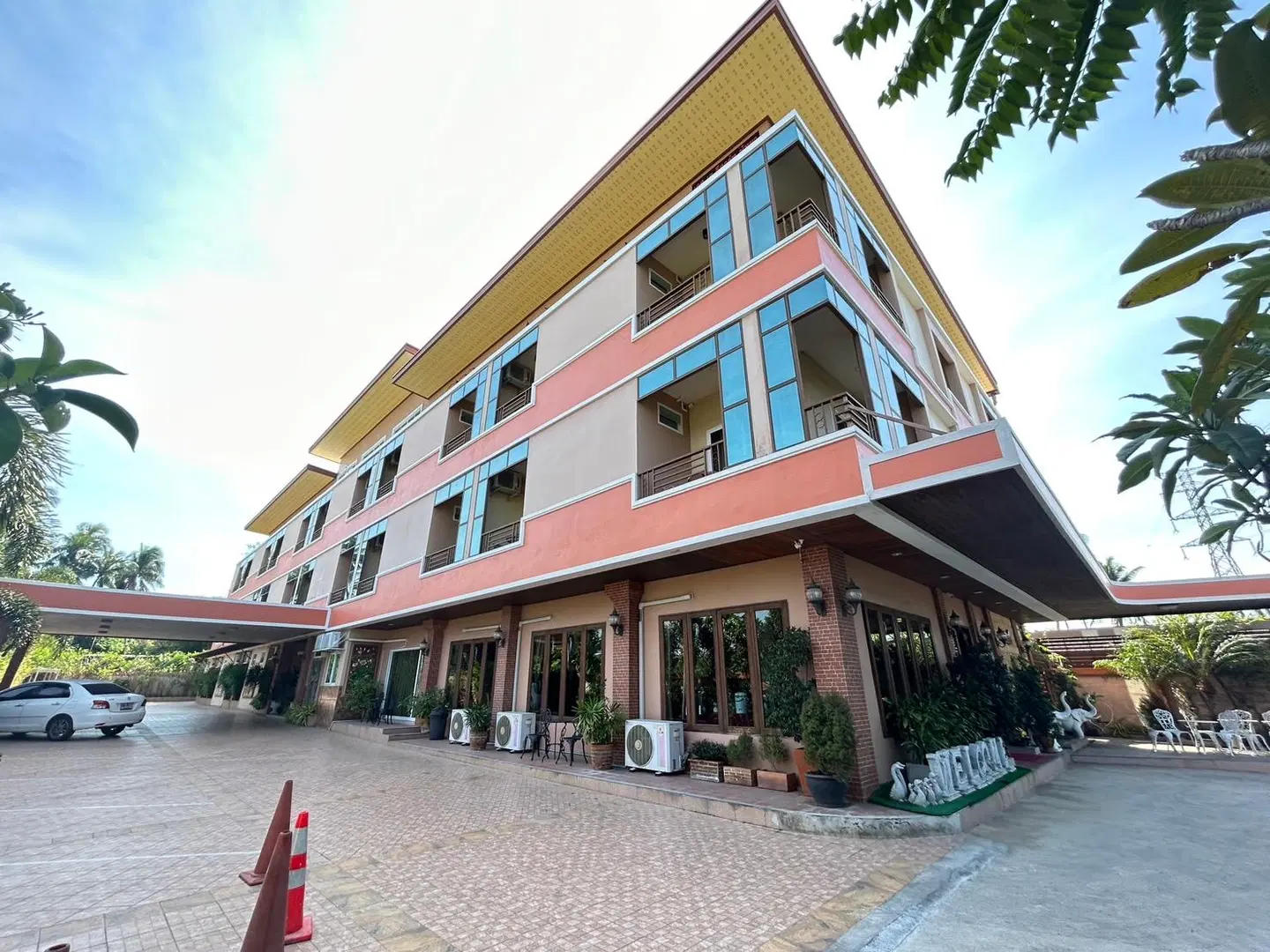 SK Resort Pattaya EXTERIOR