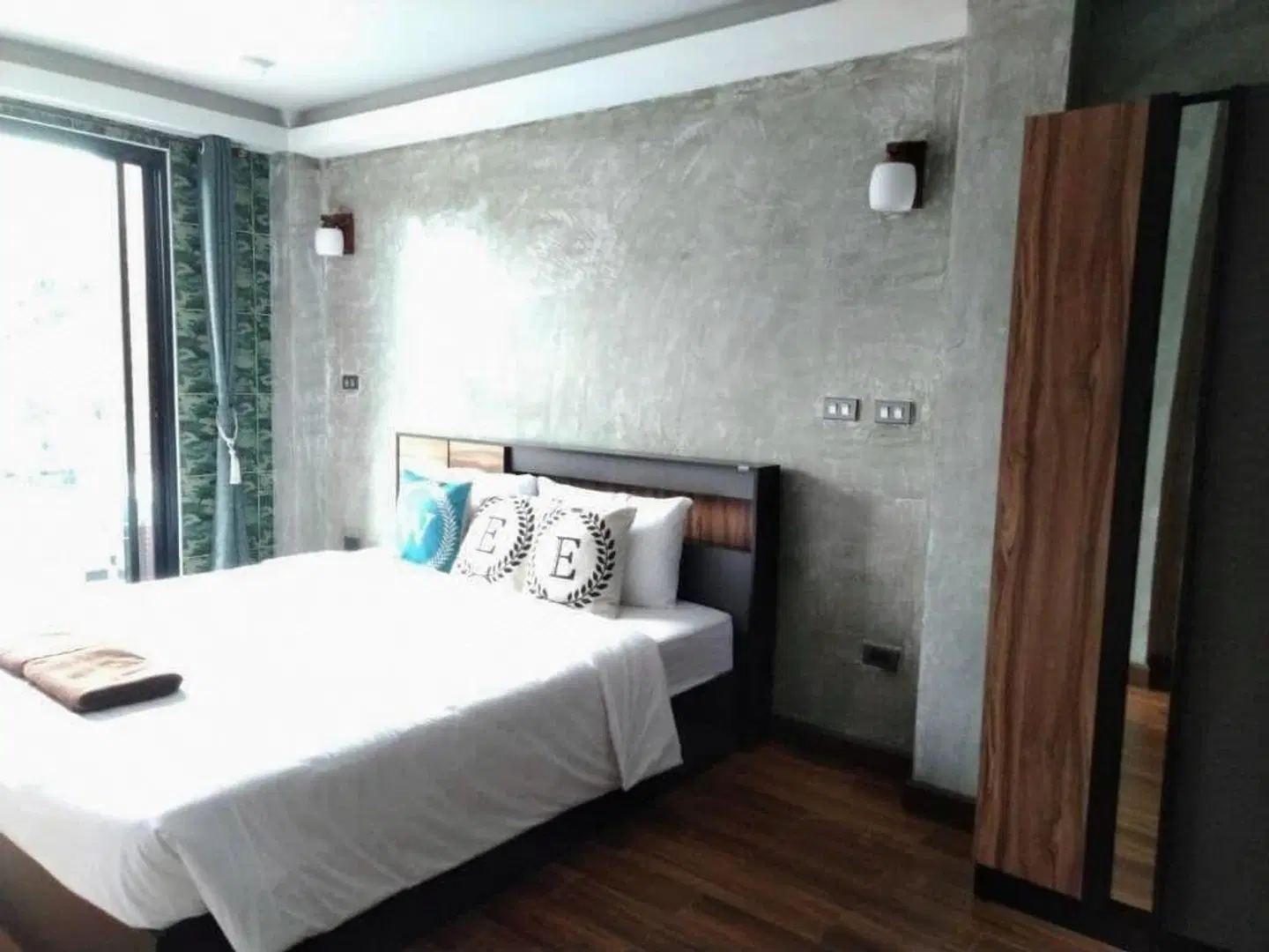 WEE HOSTEL ROOM_EXAMPLE