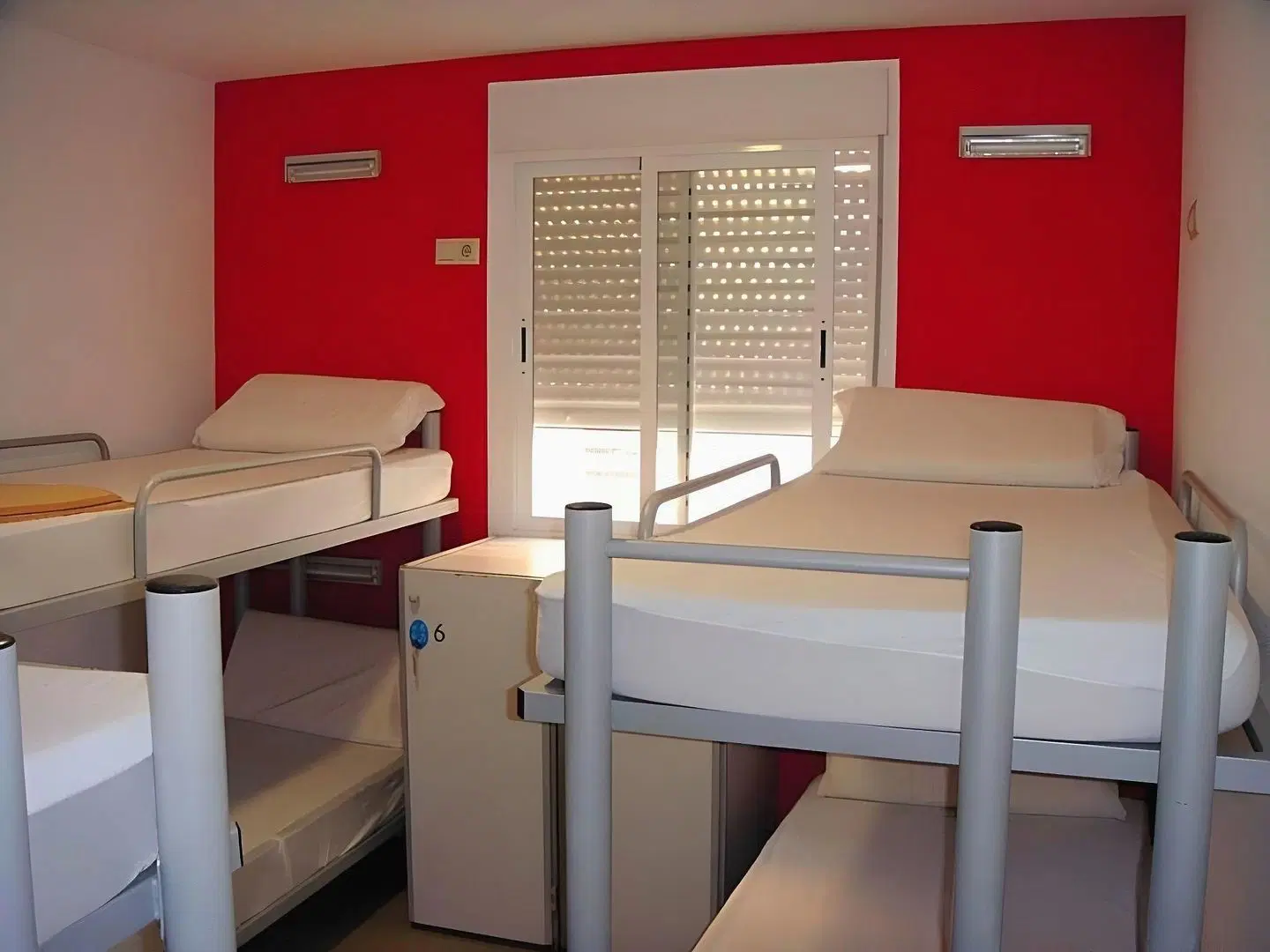 Center Valencia Youth Hostel ROOM_EXAMPLE
