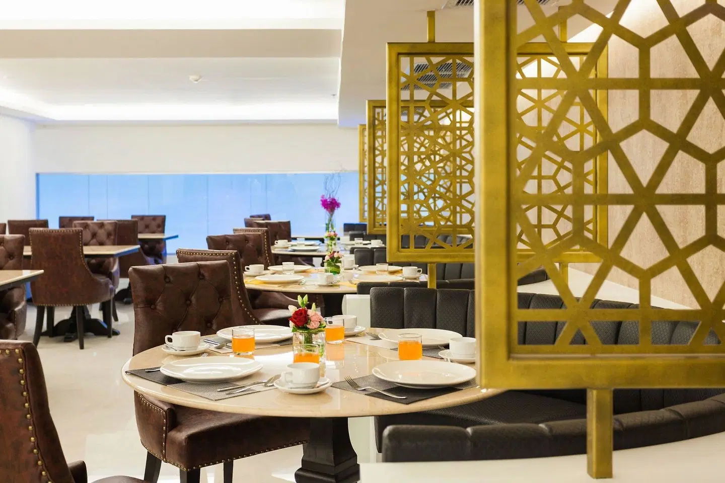 Grand 5 Hotel & Plaza Sukhumvit Bangkok Restaurant