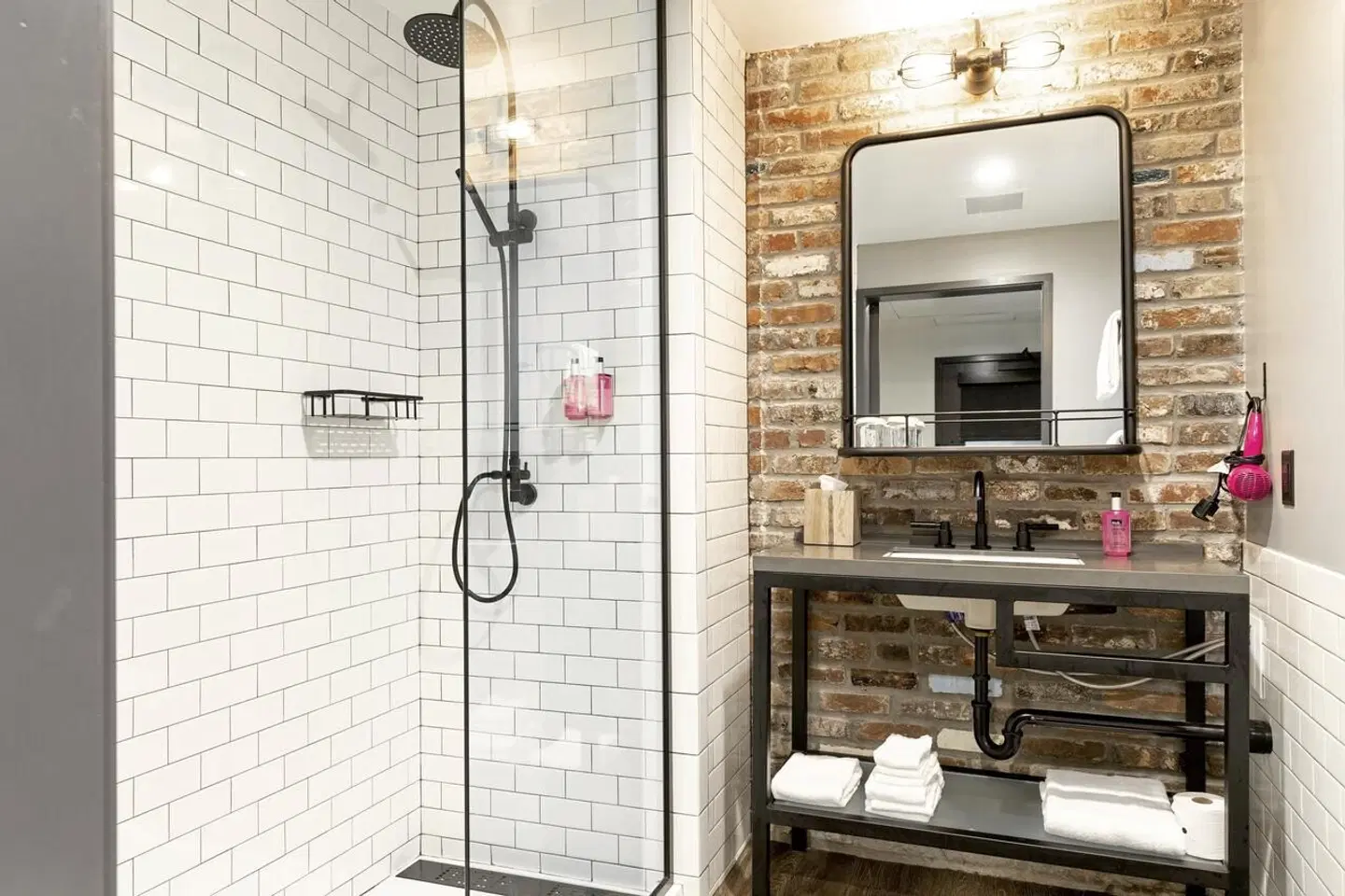 Moxy Nashville Downtown Badezimmer