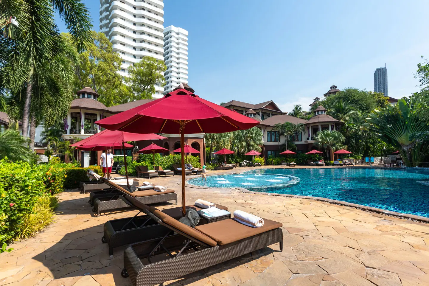 Intercontinental Pattaya Resort by IHG OUTDOOR_POOL