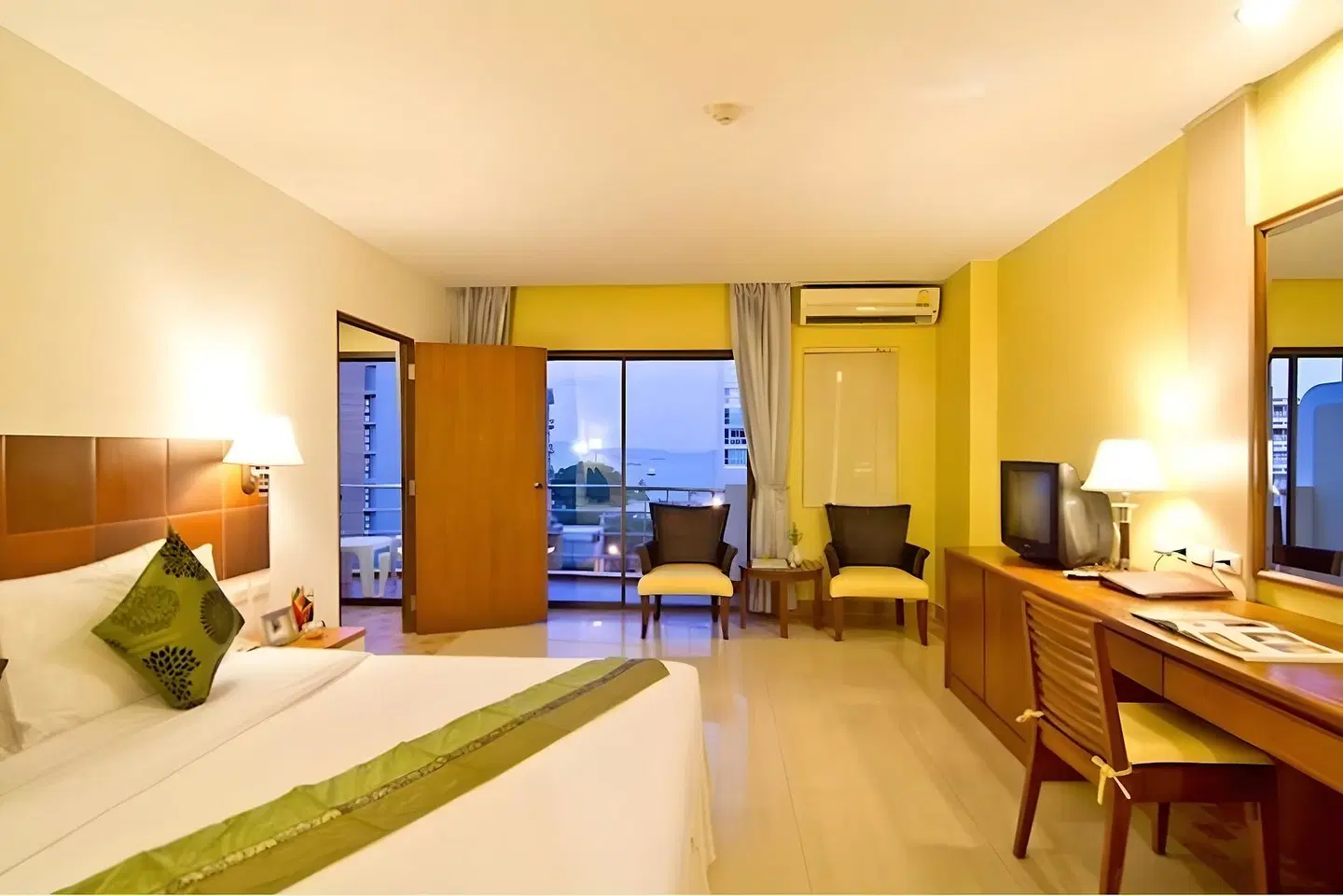 Best Beach Villa ROOM_EXAMPLE