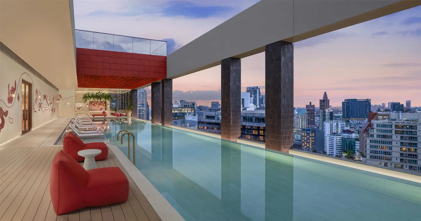 KROMO Bangkok, Curio Collection by Hilton Hallenbad