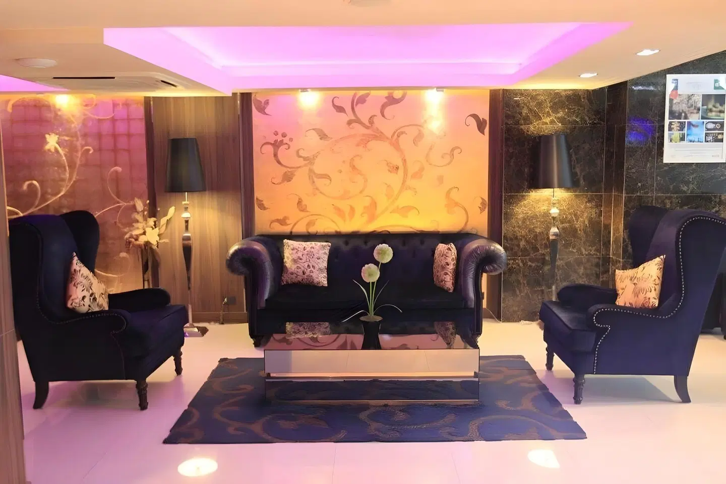 ICheck Inn Nana LOUNGE_LOBBY